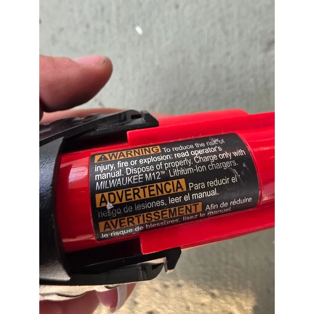 Milwaukee M12 REDLITHIUM CP2.0 12V Lithium-Ion Battery 2.0Ah 48-11-2420 Z3
